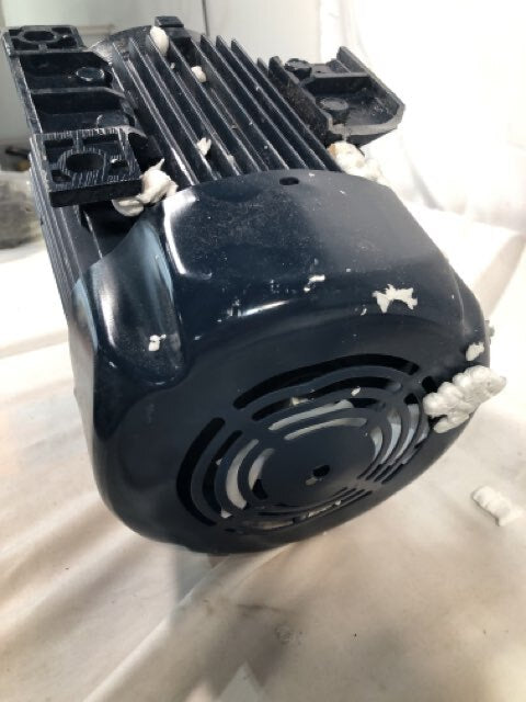 LEESON PREMIUM EFFICIENT IEC METRIC MOTOR  - For parts only