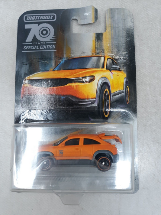 Matchbox Moving Parts 70 Year Special Edition 2021 Mazda MX Orange & Blk
