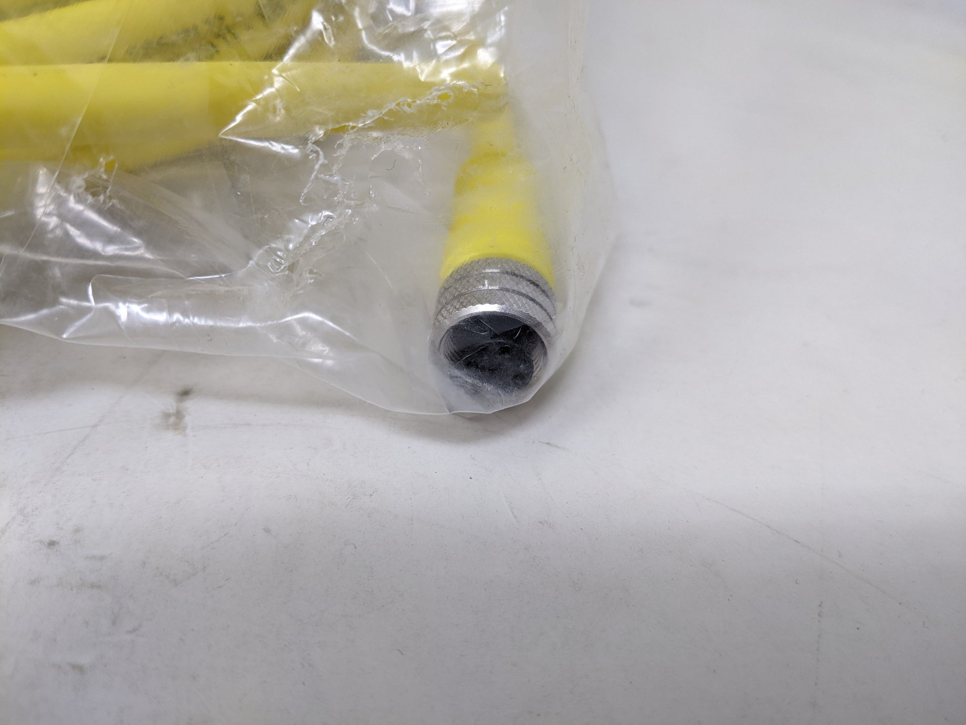 Woodhead Sensor/Actuator Cable - Yellow, 32'