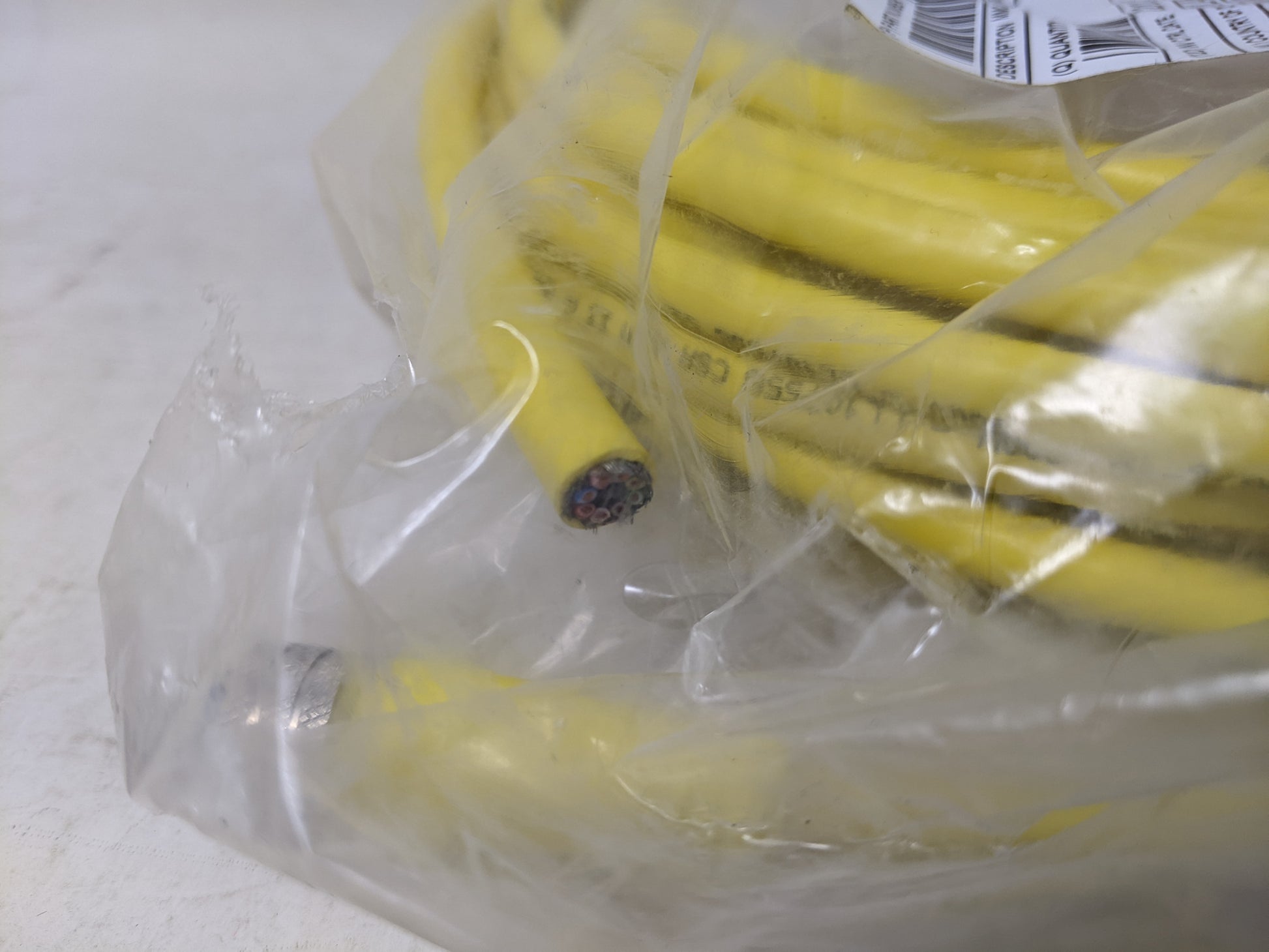 Woodhead Sensor/Actuator Cable - Yellow, 32'