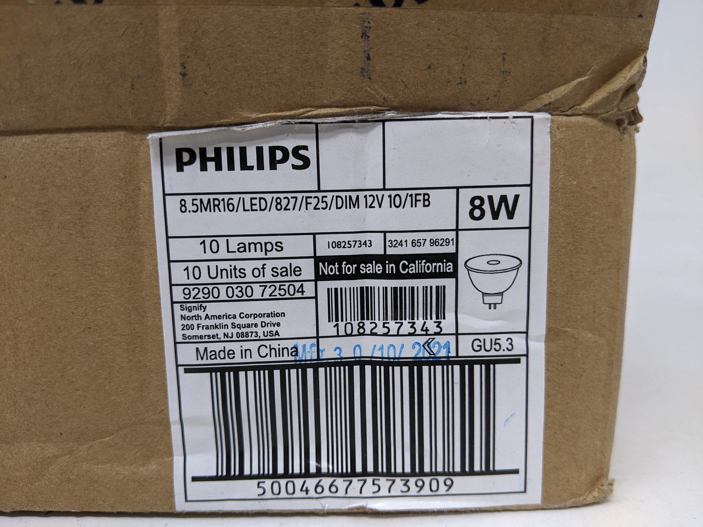 Case of 10 Philips 75 W Replacement LED Bulbs - 8 Watt, 600 Lumen