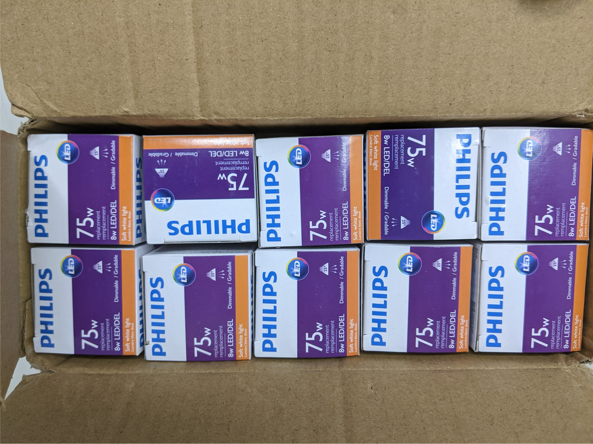 Case of 10 Philips 75 W Replacement LED Bulbs - 8 Watt, 600 Lumen