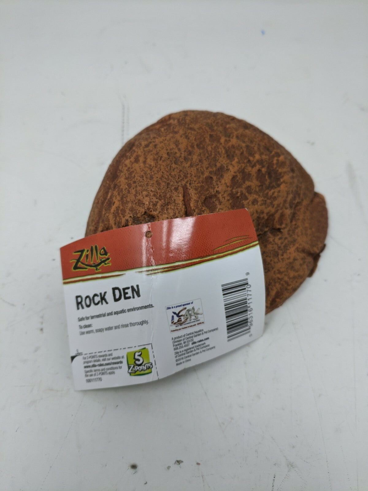 ZILLA SMALL ROCK DEN FOR AQUARIUM PETS