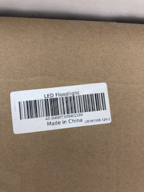 LONDE Lighting LED Floodlight 40-D4NPT300W110V