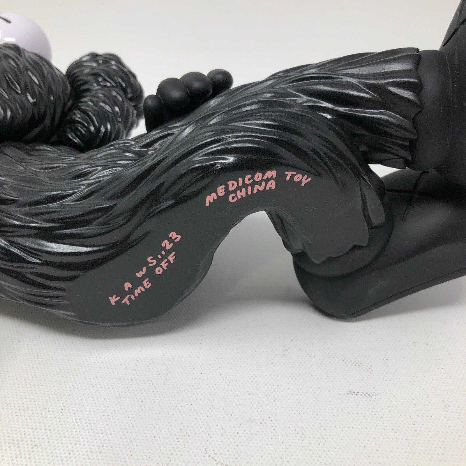 Kaws: Time Off Vinyl Figure