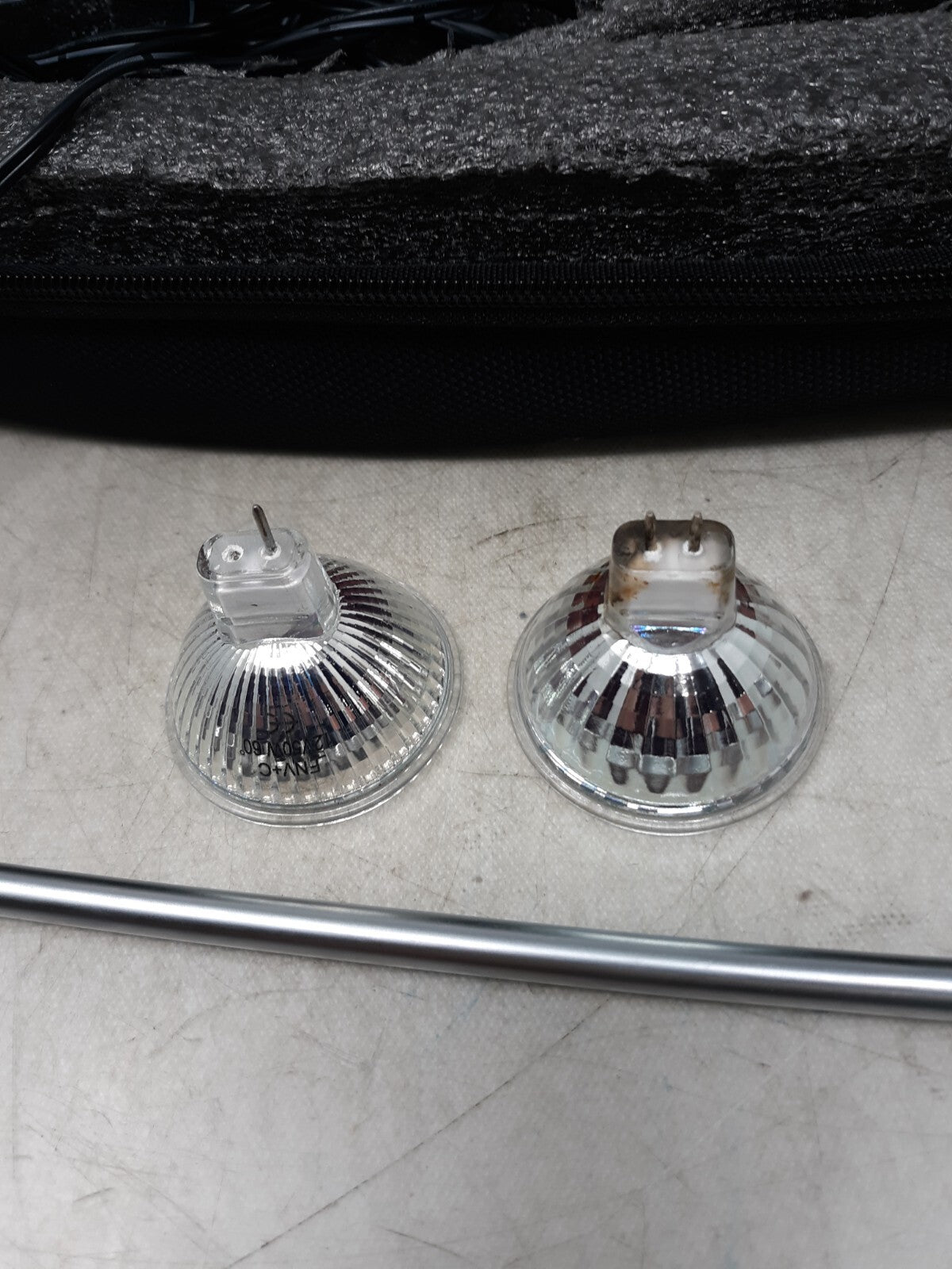 LED Display Light With 2 Bulbs