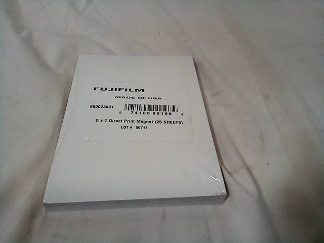 FUJIFILM - 600023001 - 5x7 Direct Print Magnet 25 sheets