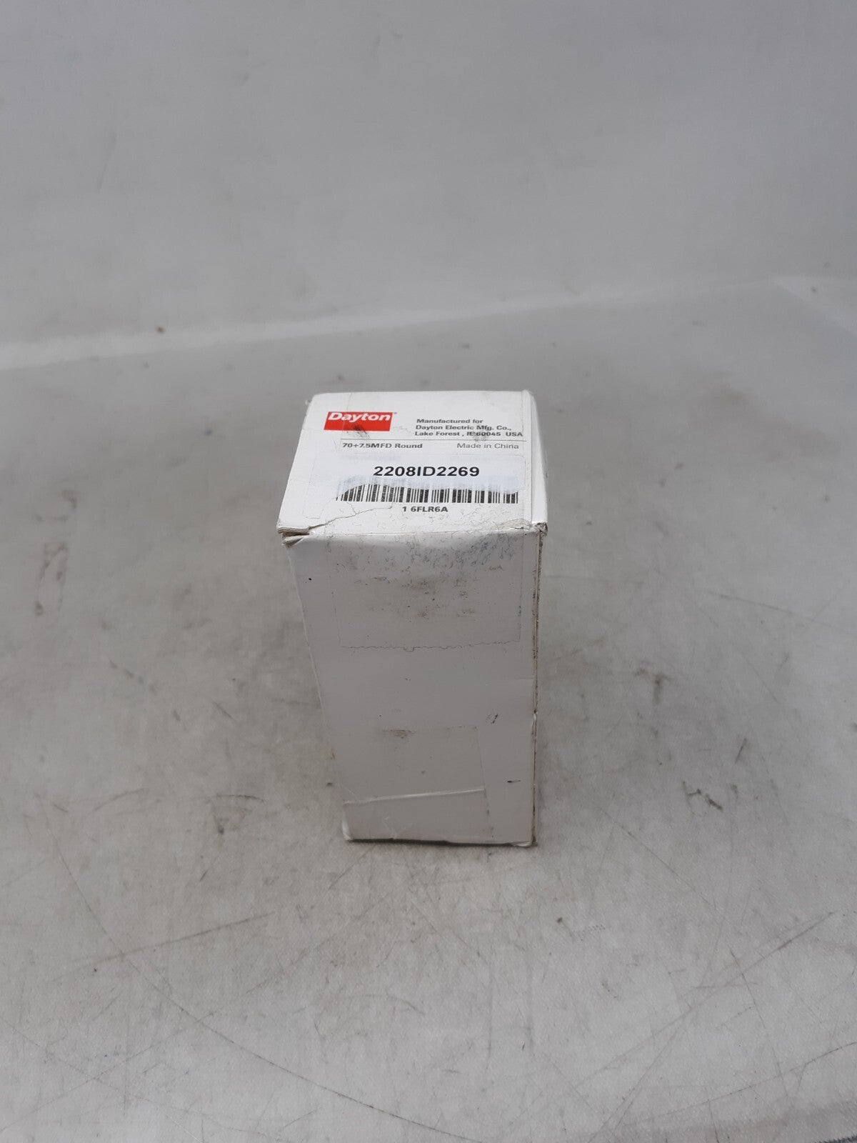 DAYTON Motor Dual Run Capacitor: Round, 370V AC, 45/5 mfd, 5 1/4 in Overall Ht