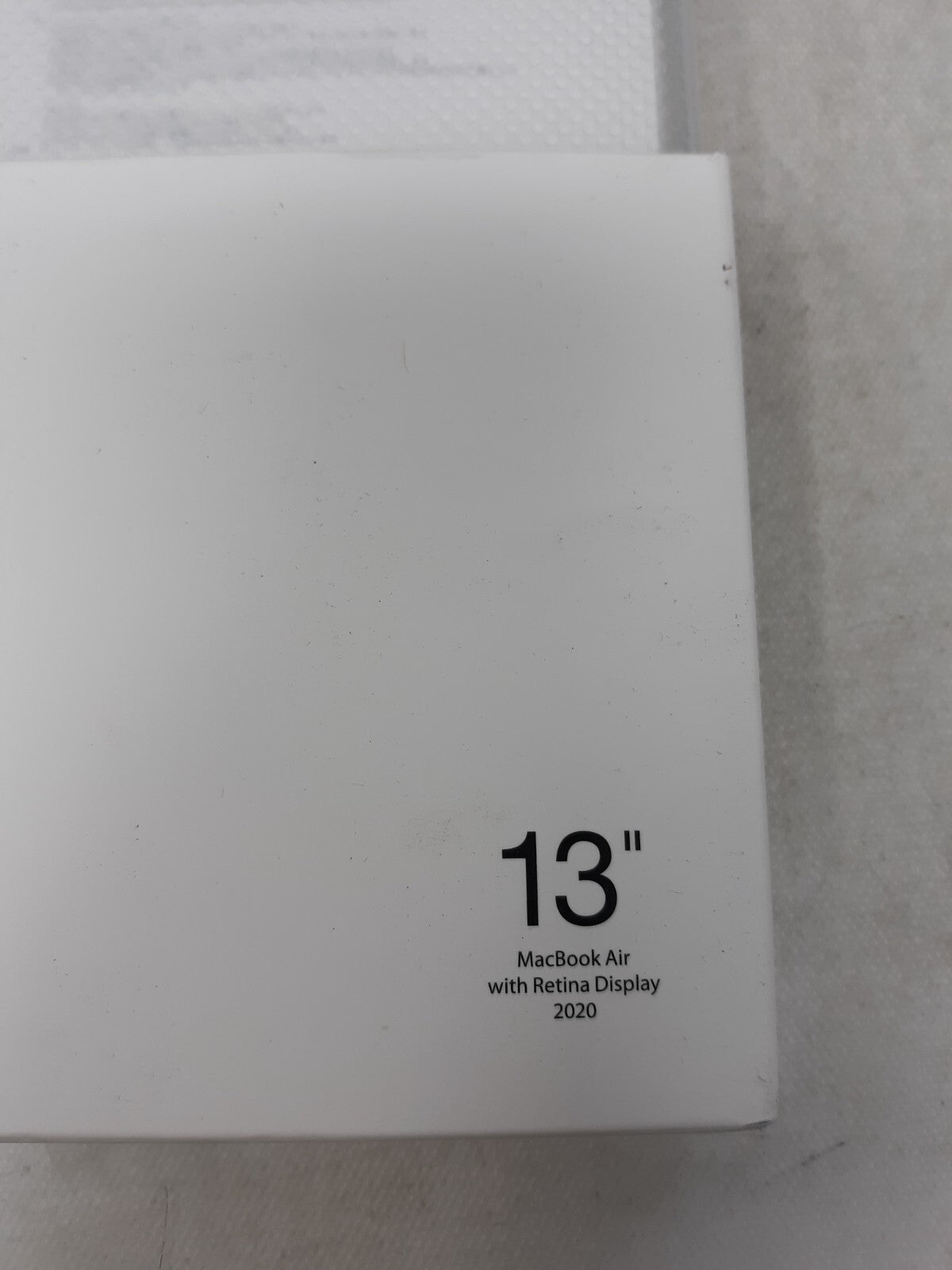 Incase INMB200615-CLR Hardshell Dot Case - Clear