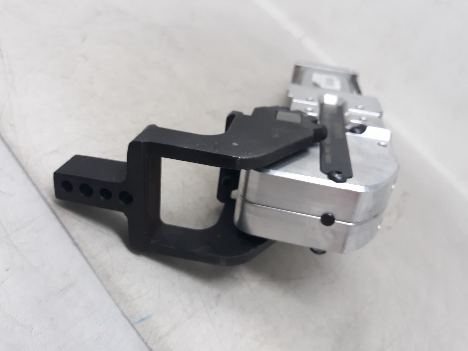 VEP C40.2V2CIL Pneumatic Clamp Cylinder