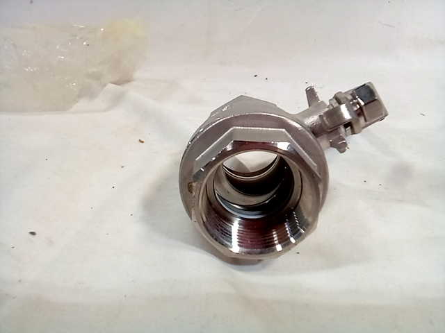 WOG200 2-Piece 1-1/4  NPT Ball Valve Full Port 304 Stainless Steel W/Blue Vinyl 