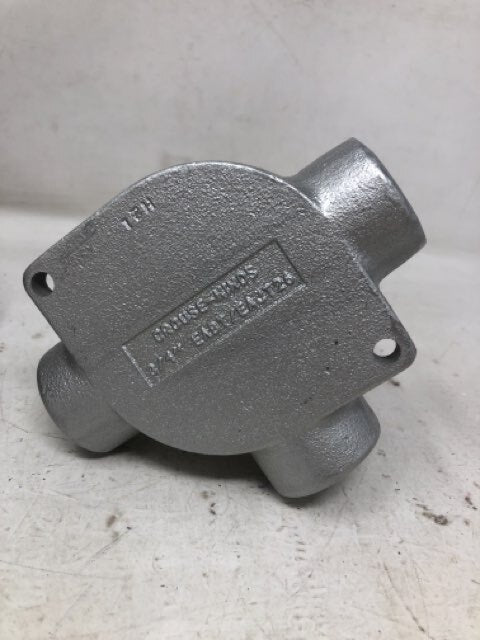 Eaton EABT26 Conduit Outlet Box with cover 3/4"