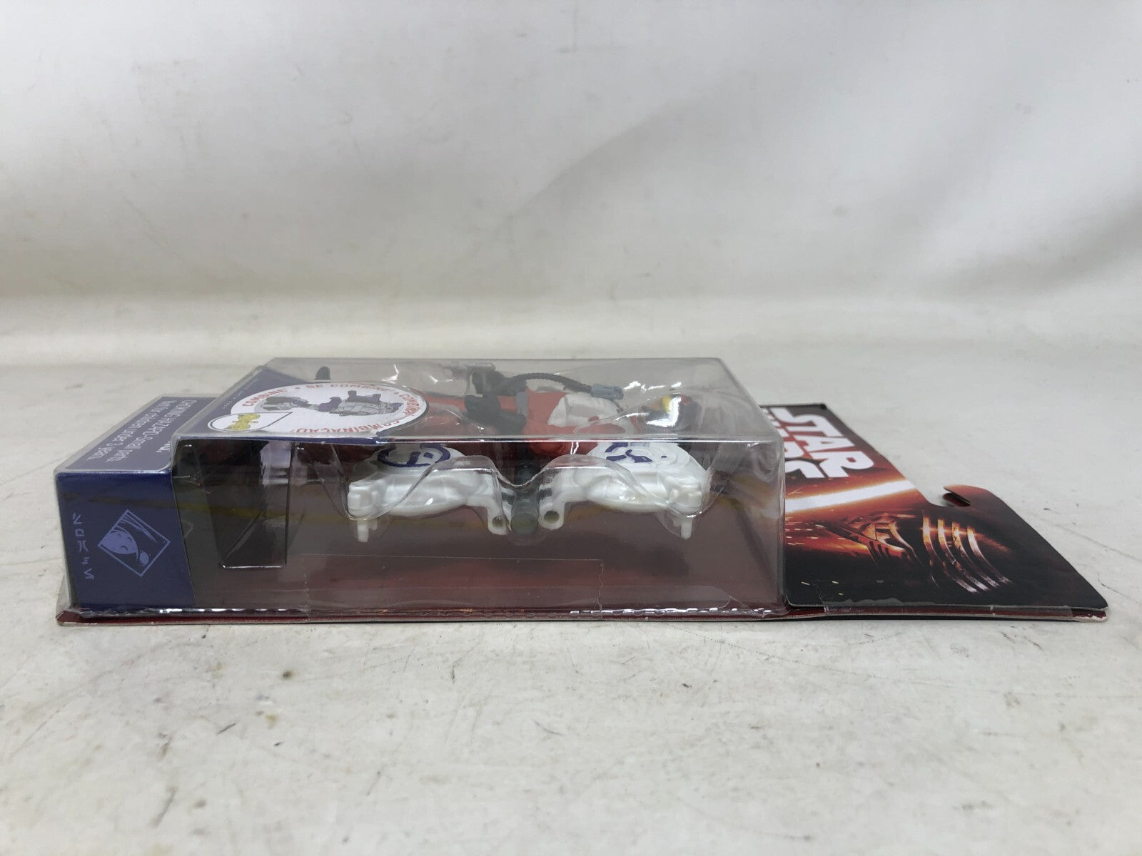 Hasbro Star Wars: The Force Awakens Poe Dameron Action Figure