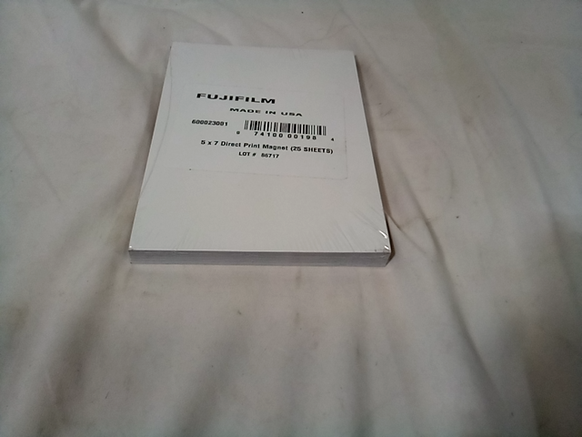 FUJIFILM - 600023001 - 5x7 Direct Print Magnet 25 sheets