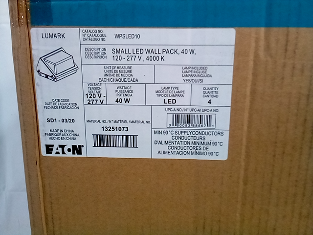 EATON - Box Of 4 Lumark Lights