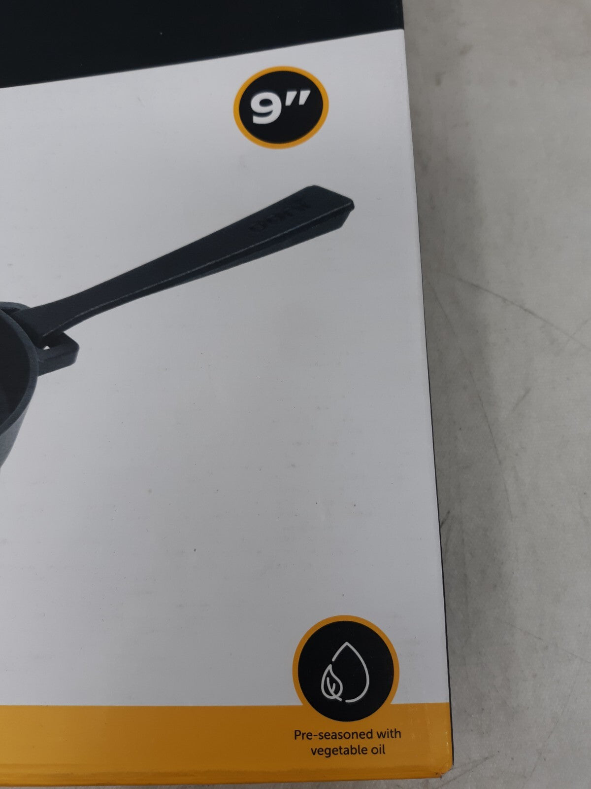 Ooni - Cast Iron Skillet - Black 9"