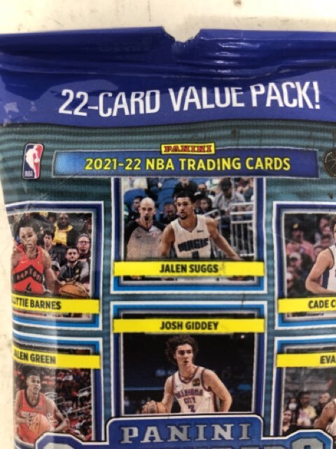 Panini Contenders 2021-22 NBA Trading Cards - 22 Card Value Pack