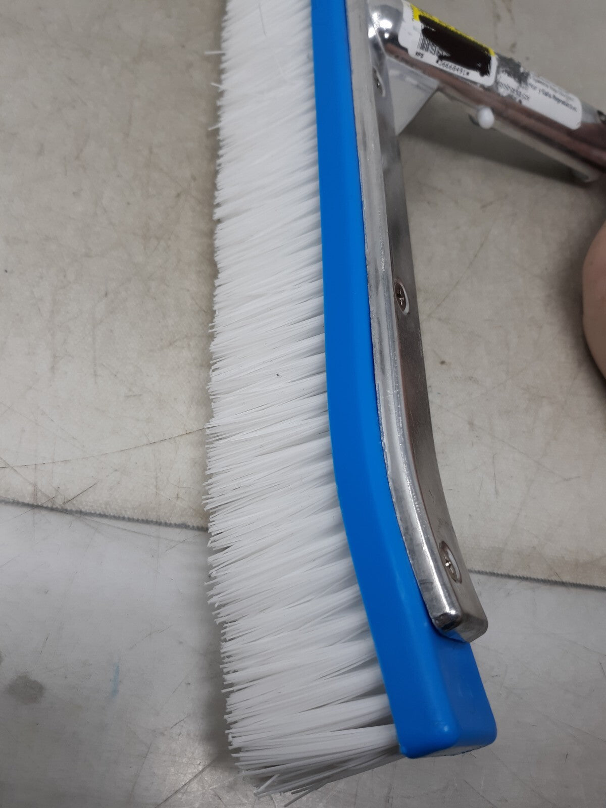 Pentair 18 in. Aluminum Back Blended Curved Brush, Stainless & Nylon