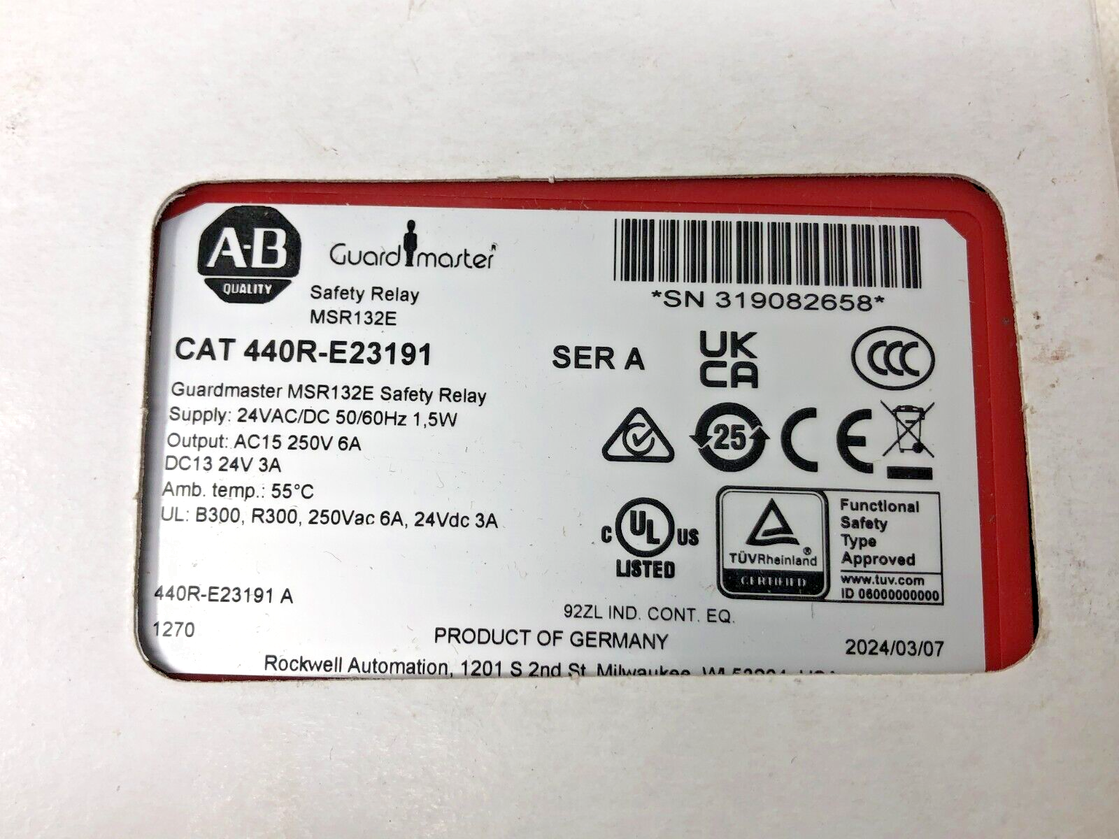 Allen Bradley Guard Master Safety Relay MSR132E CAT 440R-E23191 Series A