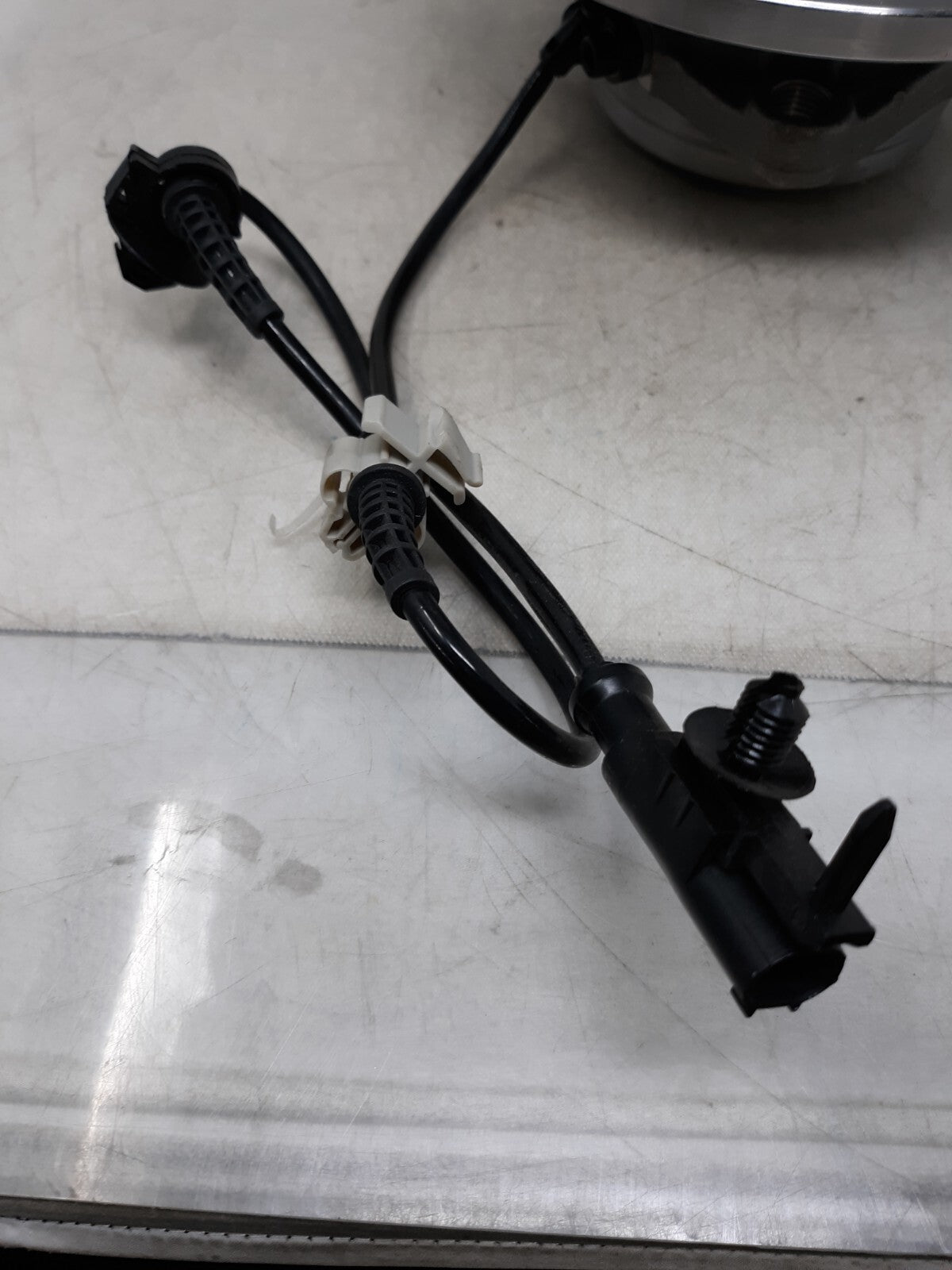 Front Wheel Bearing Hub Assembly Fits Chevrolet Silverado 1500 1999-2006 4WD