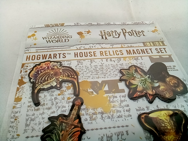 Harry Potter home relics magnet set Hogwarts
