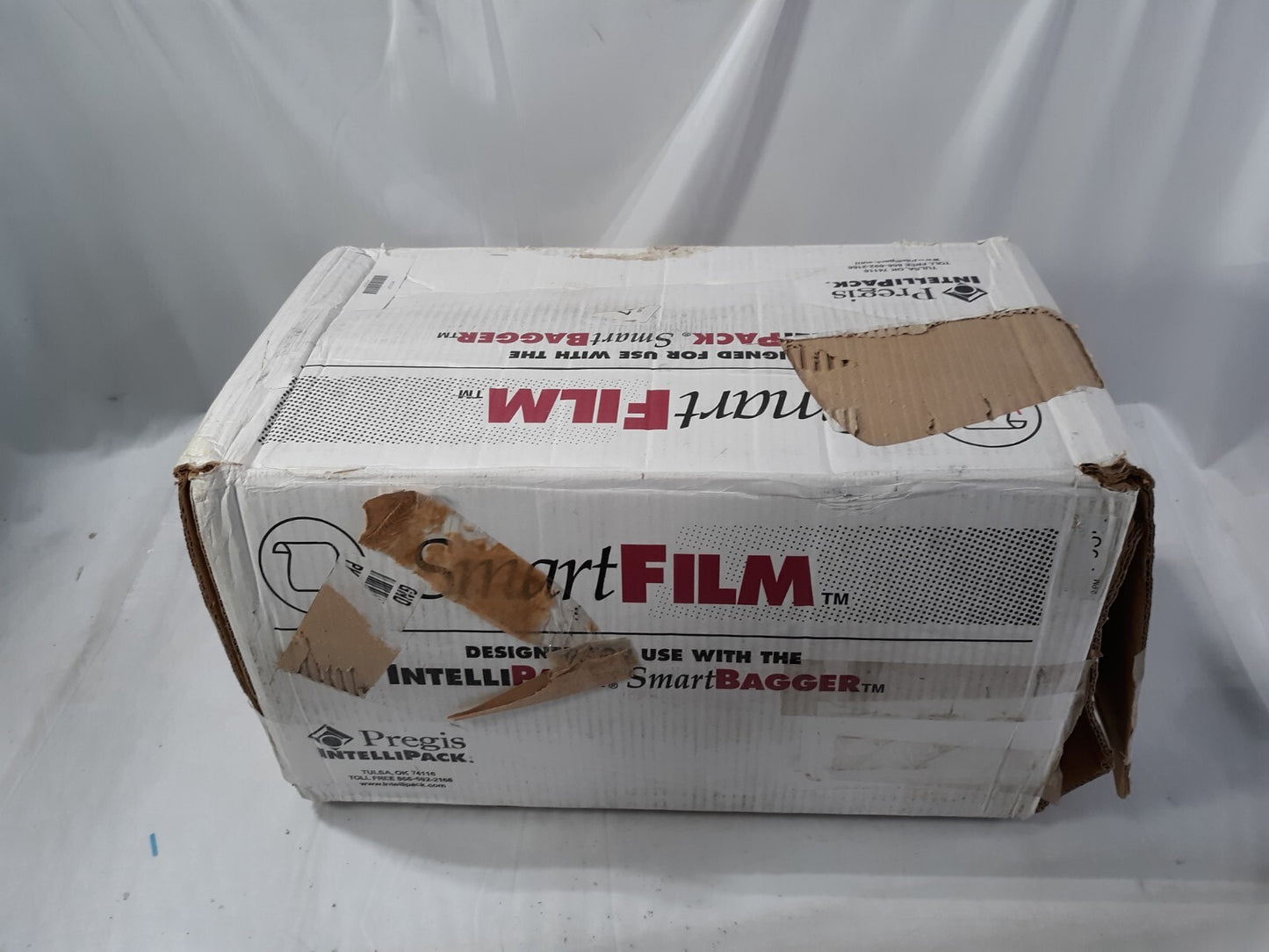 Pregis Smart Film Intellipack 13 inch x 3150 ft Silver Centerfold Sheeting ProHD