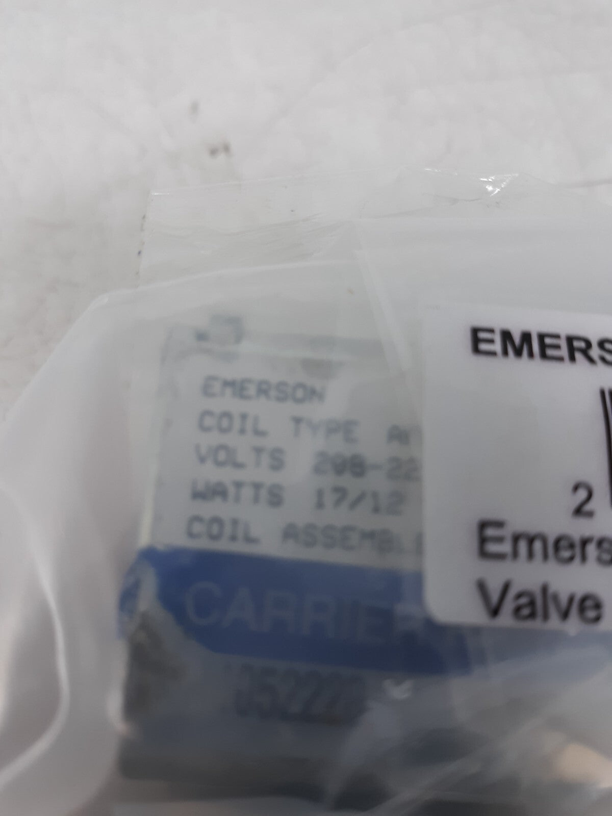 Emerson V1615 AMG Solenoid Valve 50/60Hz 208-220/208-240V 17/12W