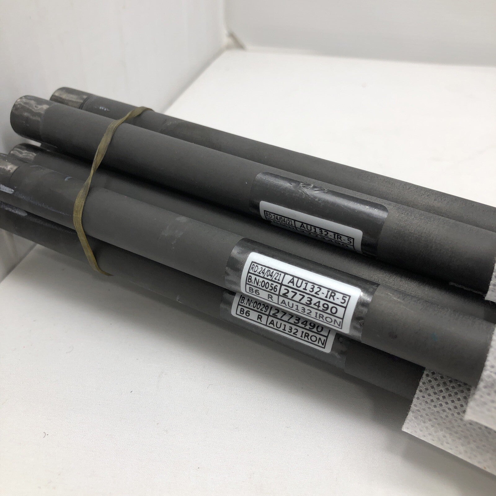 Mitsubishi Rayon Kuro Kage Silver Graphite Wood Shaft Regular Flex 10in 39"