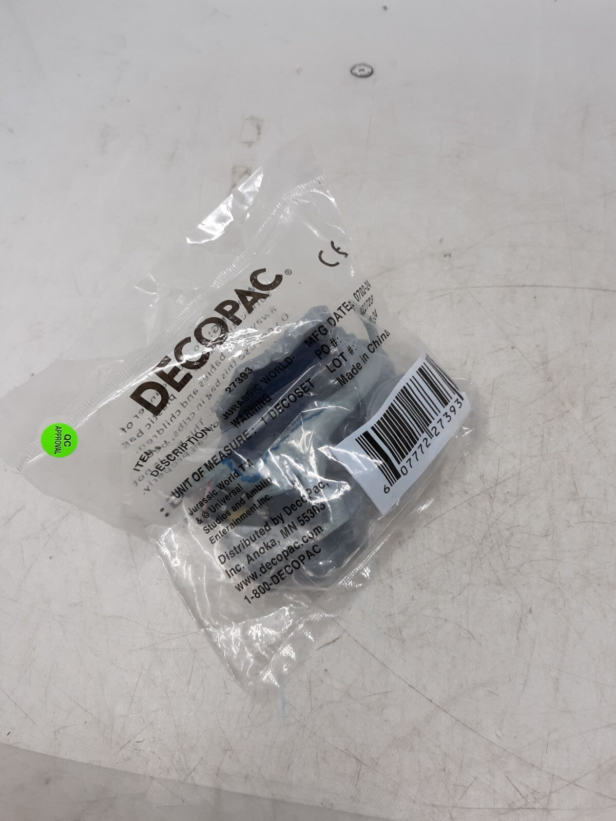 DecoPac Jurassic World Cake Topper Set Dinosaur Decoration Kids Party Supplies