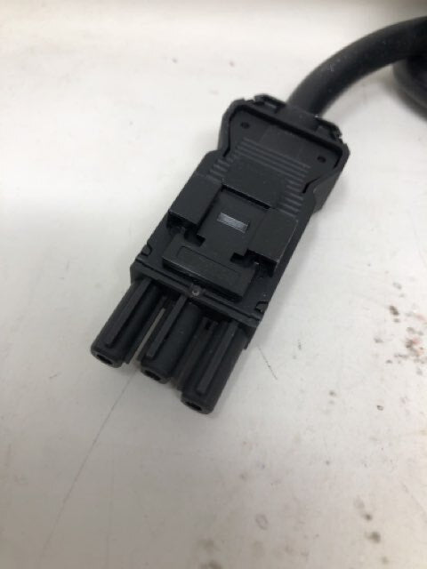 Legrand MDSA10-MG Wiremold ModPower 3-Outlet Primary Unit On Surface Power Strip