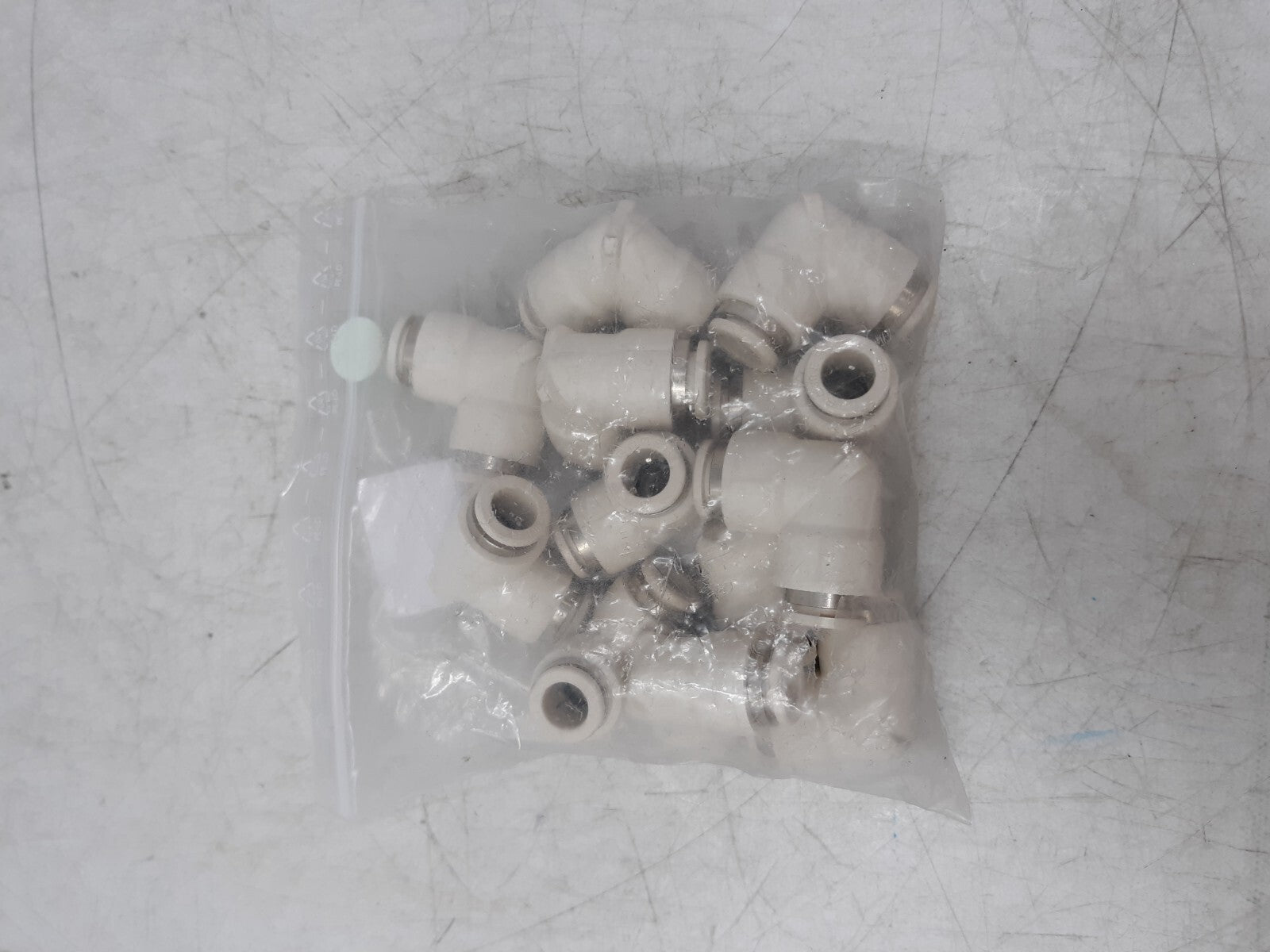 Bag of 12 Push-fit Elbow Union 8/8