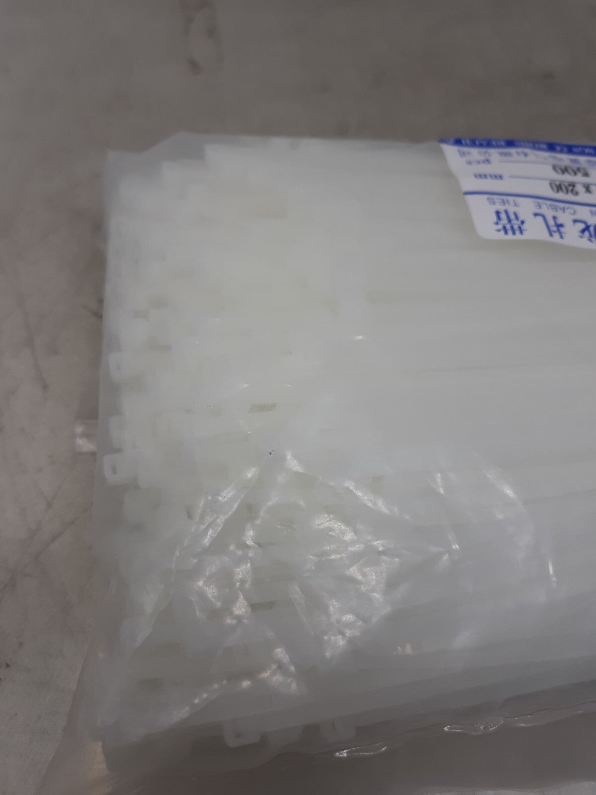 500 Pcs White Heavy Duty 12"x0.2" inch 50 lbs UV Nylon Outdoor Cable ZIP Ties