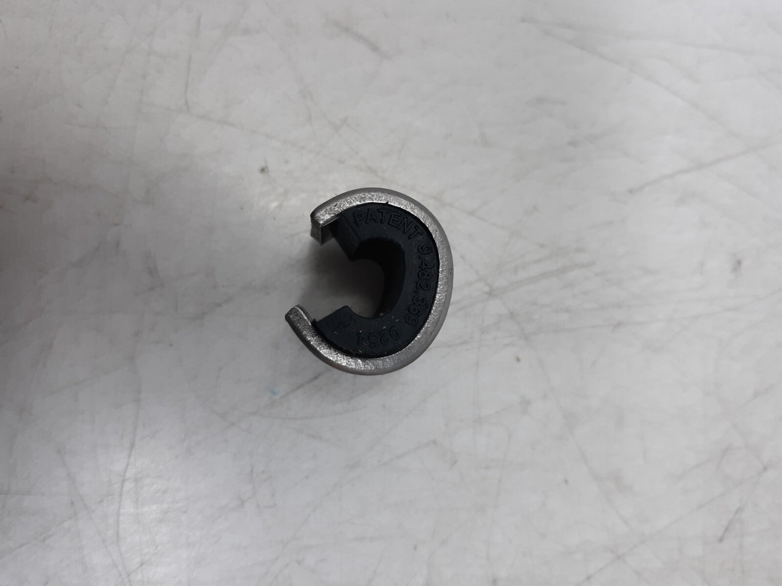 Bulk Lot of Stainless Steel Rubber Cushioned Cable Clamps - Pack of 100