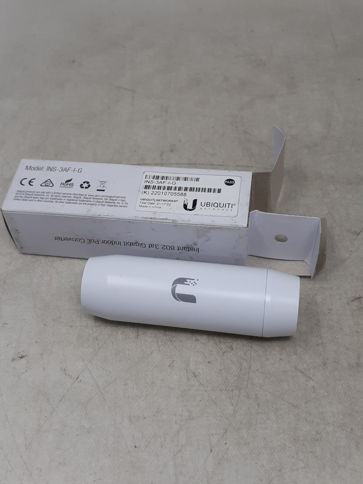 Ubiquiti Networks Instant 802.3af Indoor Gigabit PoE Converter INS-3AF-I-G
