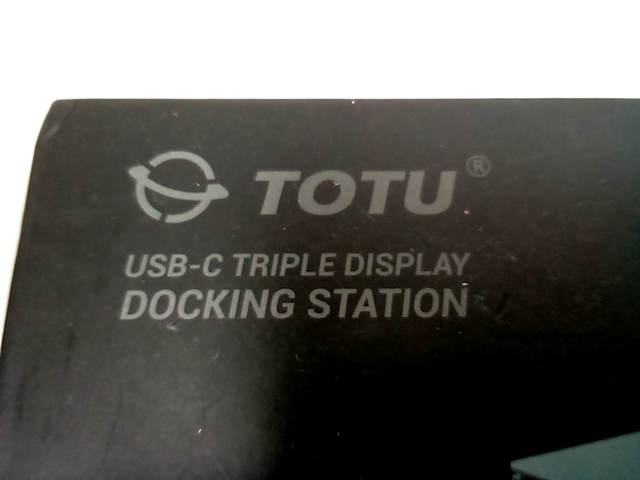 Totu USB-C triple display dock - Model: NOESS301DJJ100-US
