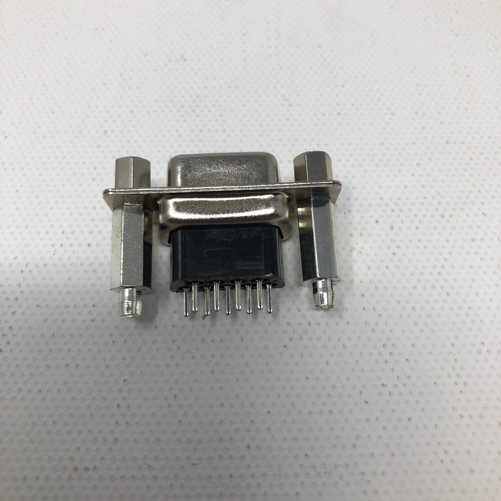 D-Shaped Connectors: K88X-ED-95-BR; Pack of 36