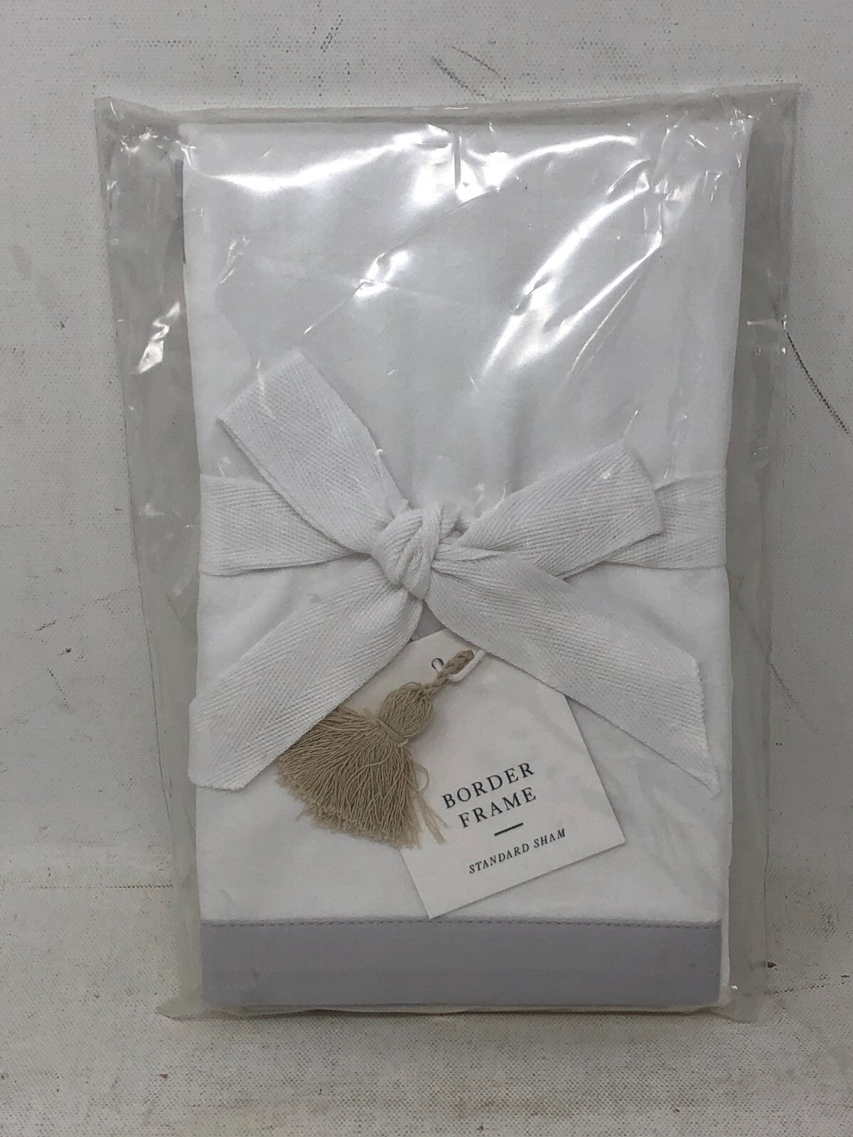 Serena & Lily Border Frame Sham ~ 1-Pack Sham Pillowcase, Standard Size, Gray