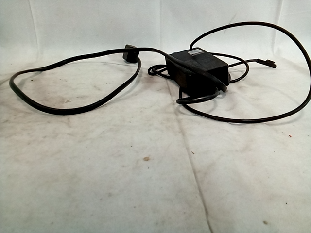 Windows model 1706 65w safety Mark black cord