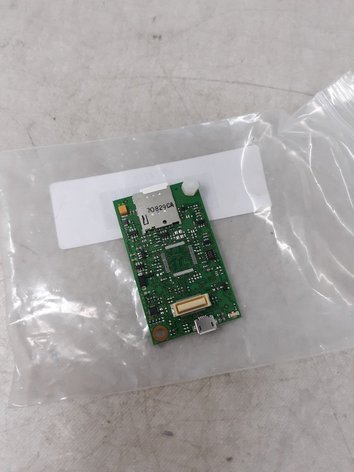 1 Piece of MTQ-LAT3-B01