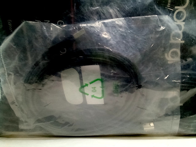 Nord Grand User Manual with Power Cables - English/French