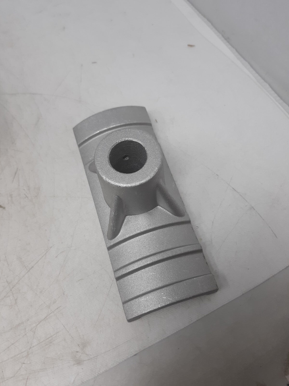 White Mounting Post Kit with Metal Brackets & Hardware