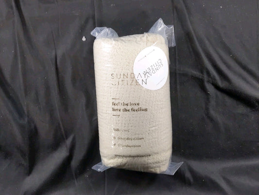 Sunday Citizen Snug Lap Throw In Cream Jete Snug Lap 60" x 48"