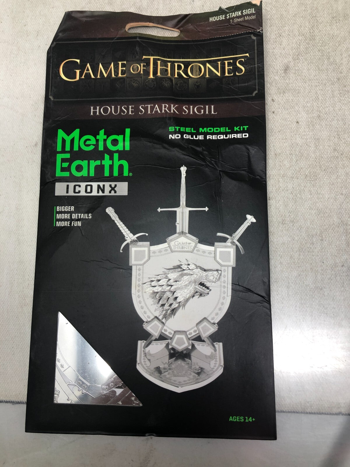 Fascinations ICONX Game of Thrones HOUSE STARK SIGIL 3D Metal Earth Model Kit