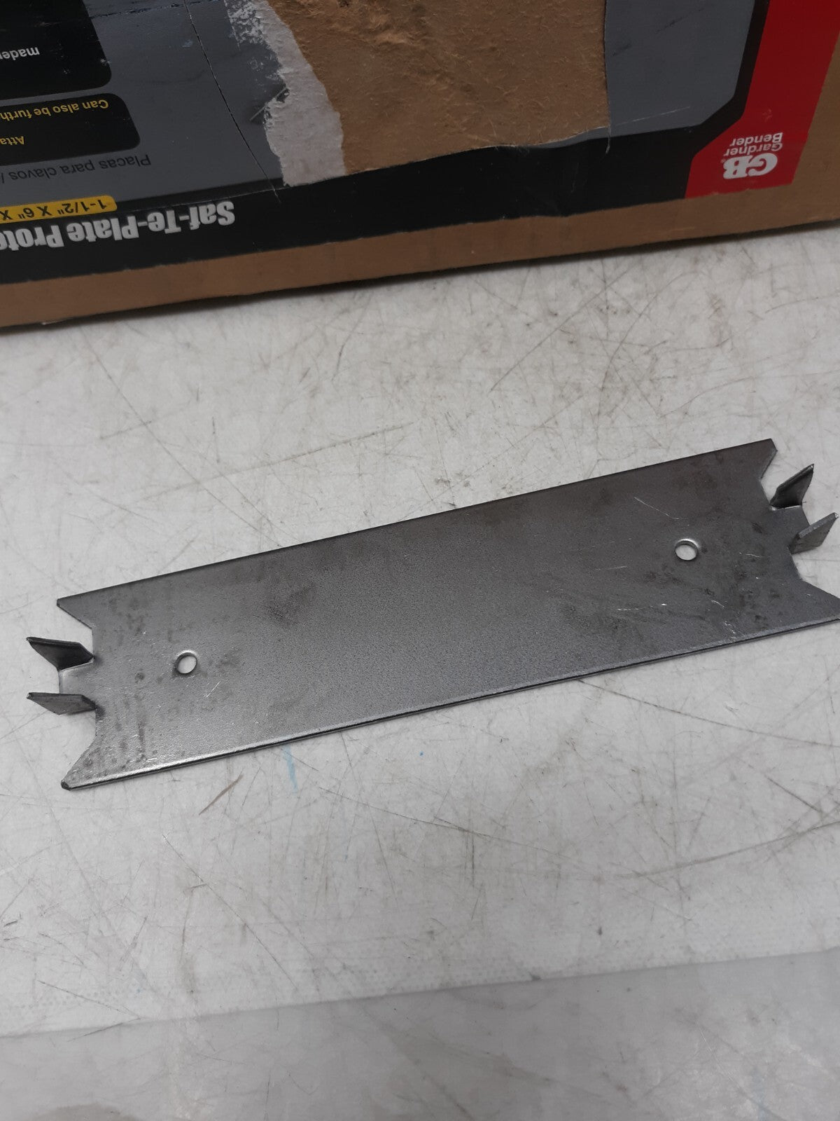 Gardner Bender Saf-T-Plate Protectors 1-1/2" x 6" 16-Gauge (Box of 50)