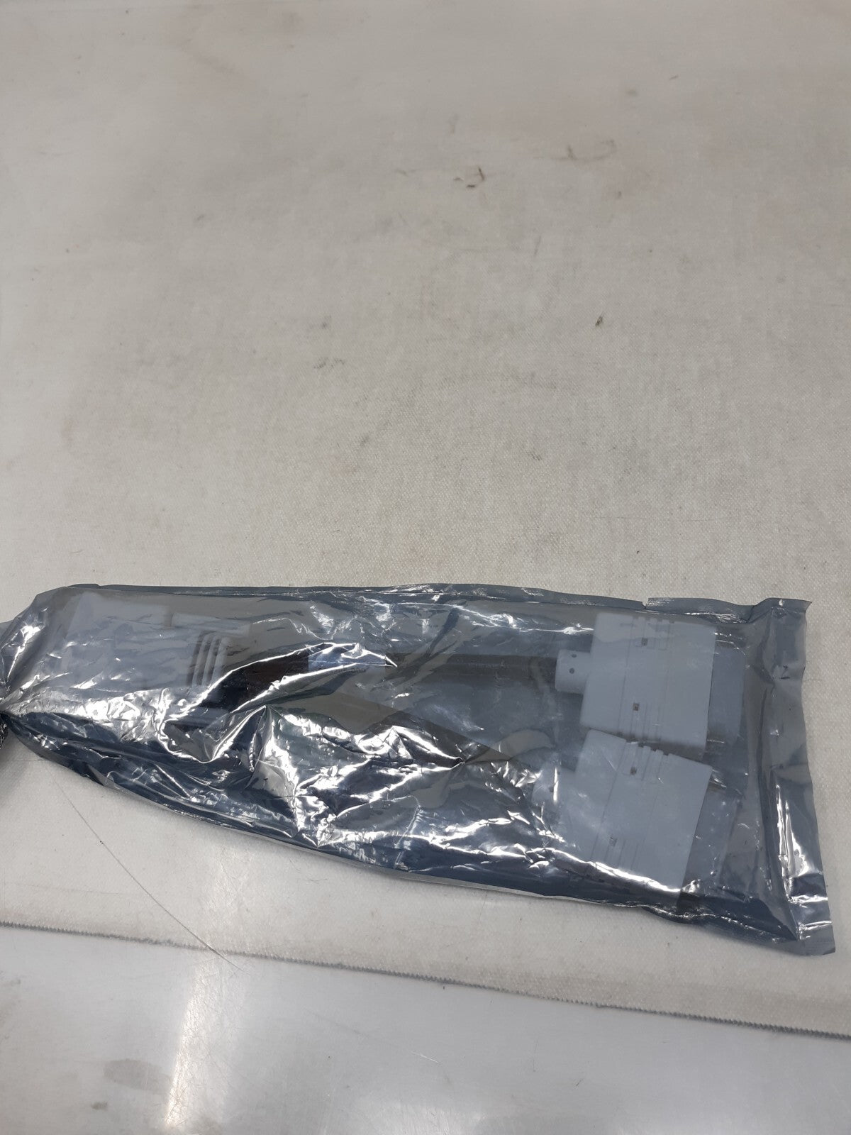 Dell H9361 Single DMS-59 to Dual DVI Splitter Y Cable