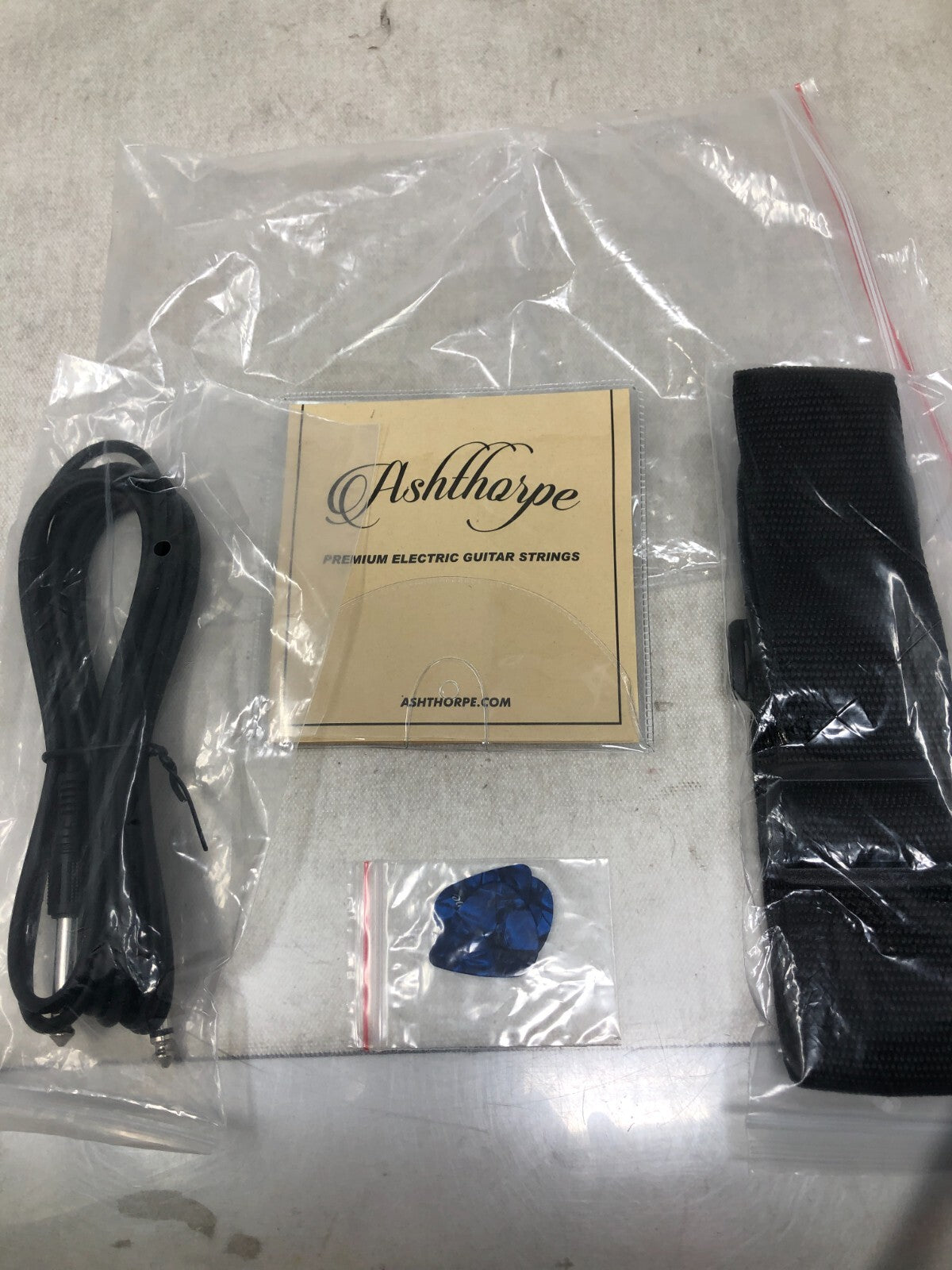 Electric Guitar Beginner Accessories Kit