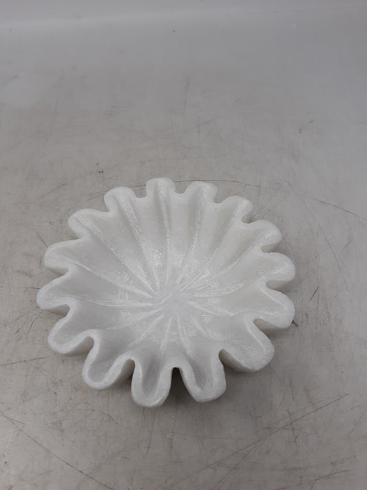 White Marble Flower-Shaped Trinket Dish - Jewelry Holder, Soap Dish, Decorative