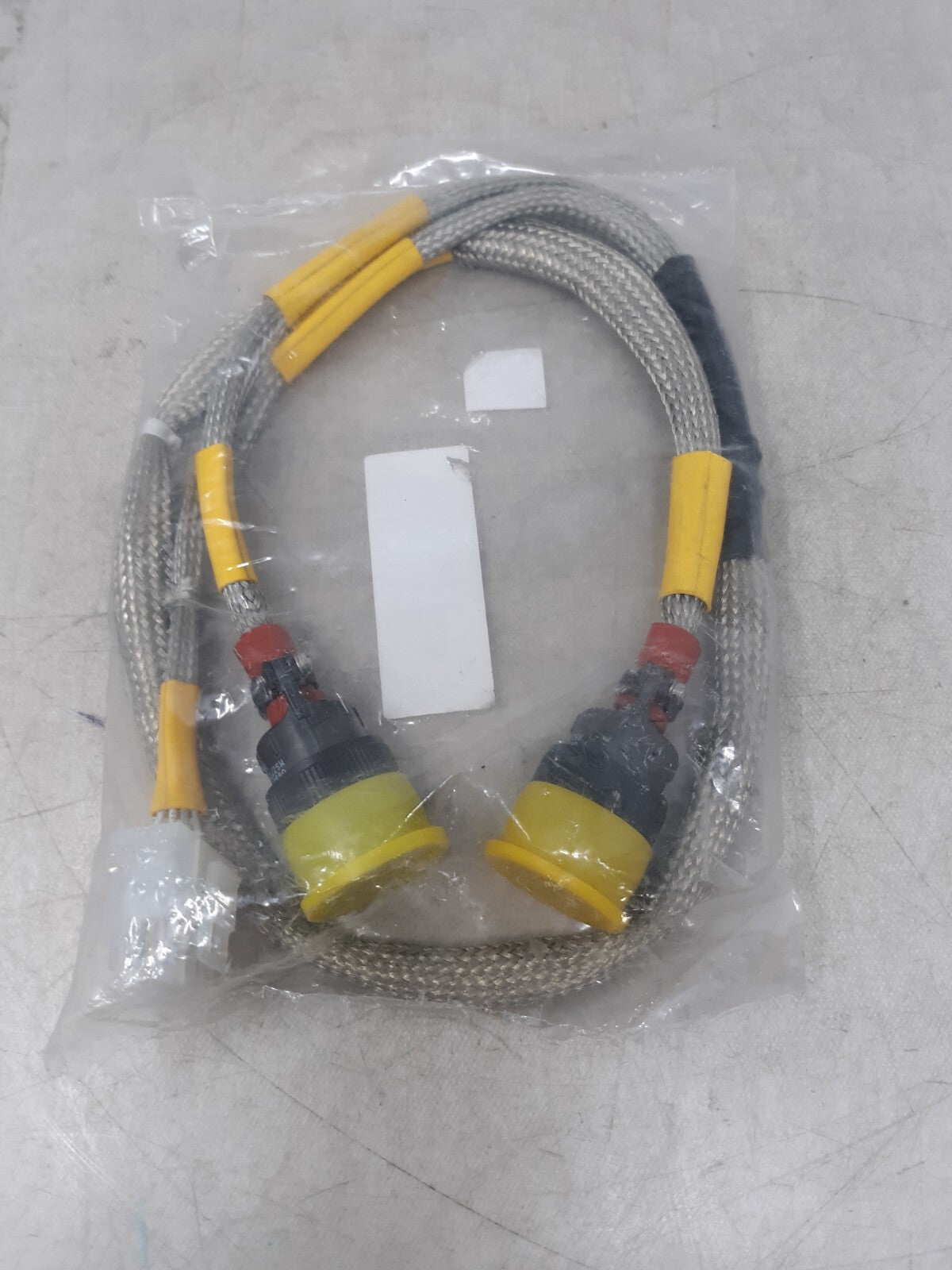 Main Deck Smoke Detector Cable - 9484-25-310-101 with 06324 Glenair Connectors