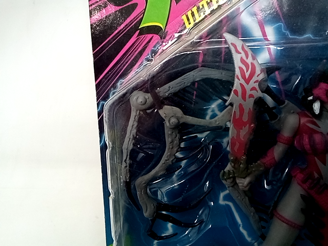 Spawn Ultra Action Figures Widow Maker Red/Black Varient