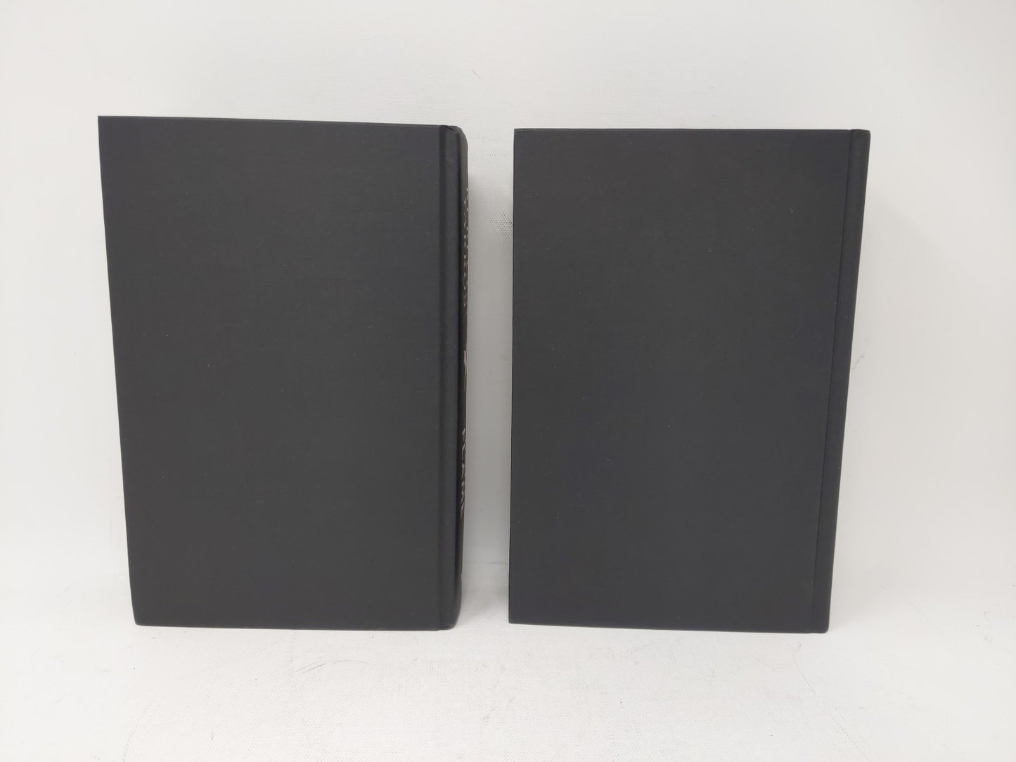 Fourth Wing & Iron Flame by Rebecca Yarros - Waterstones Exclusive 1st/1st